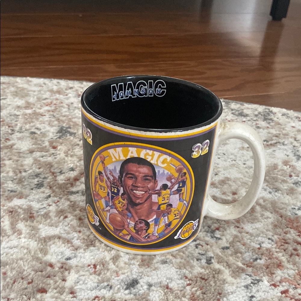 Magic Johnson Los Angeles Lakers mug (limited edition 1992-93 series)